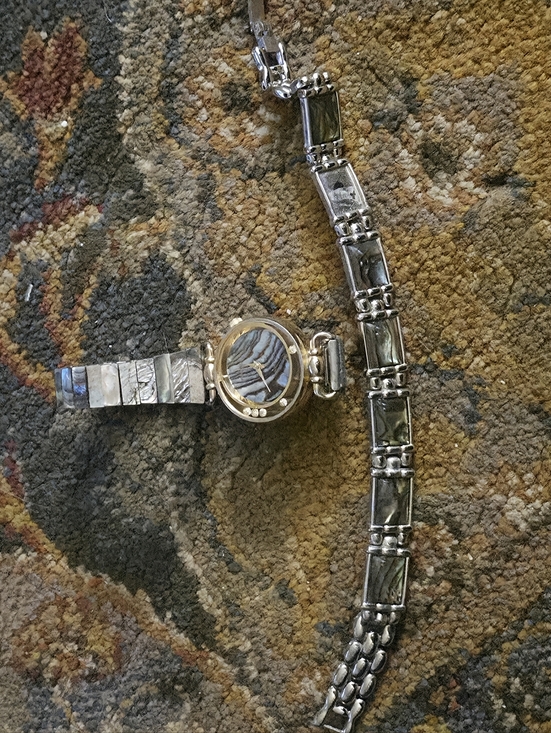 Vintage Jewelry - Vintage Silver-Tone Abalone Inlay Bracelet Watch